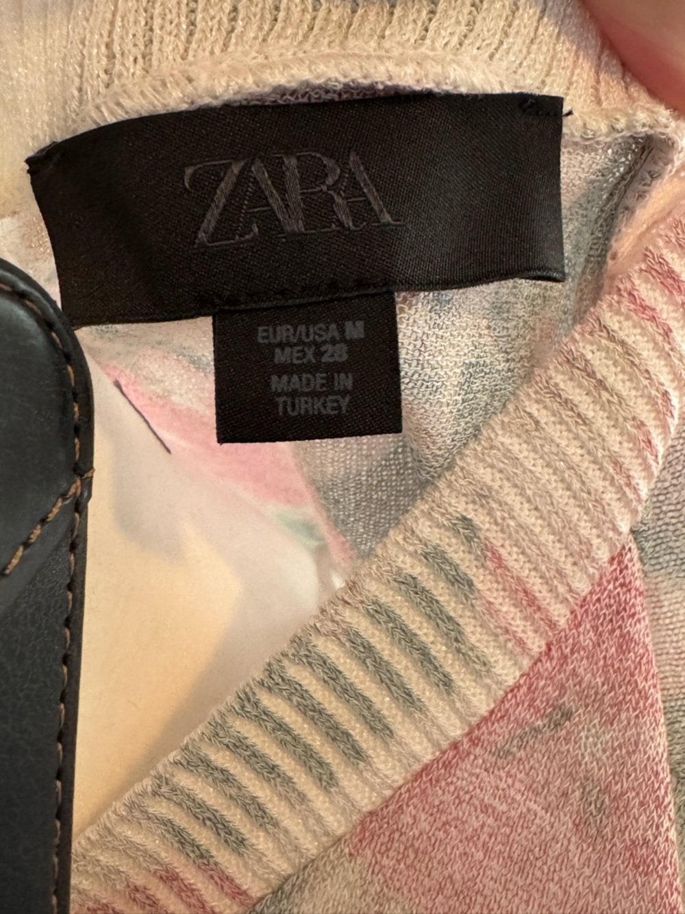 Zara Pink & Gray Marled Floral Knit Crewneck - Picture 4 of 6